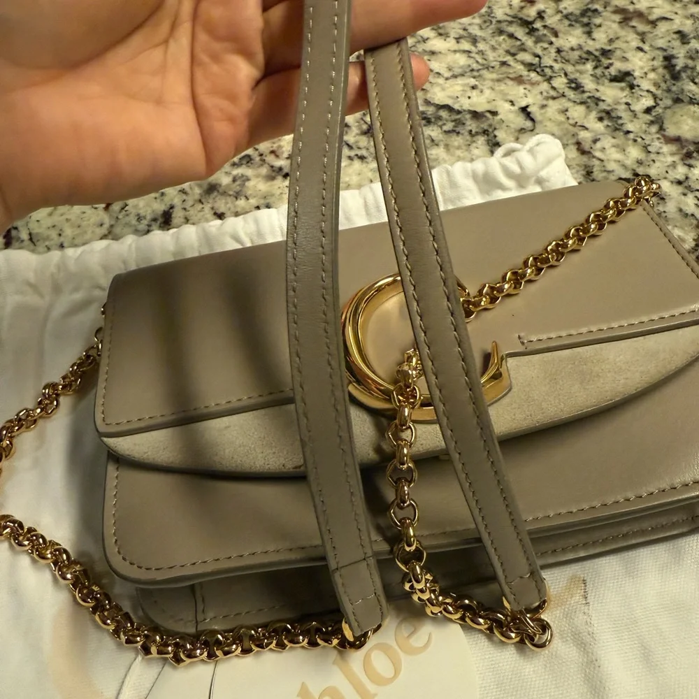 Chloé - Picture 10 of 14